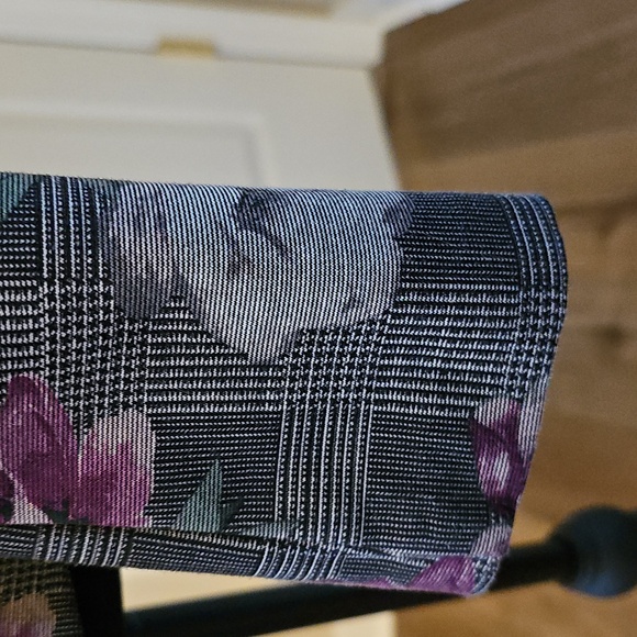 Jacket - Picture 7 of 16